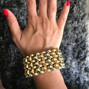 Gold link bracelet